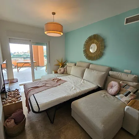 Casa Micangelo - Seaview, 5 Mins Walk To * Manilva