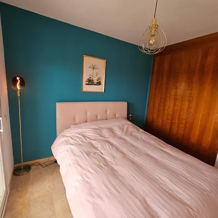 Casa Micangelo - Seaview, 5 Mins Walk To