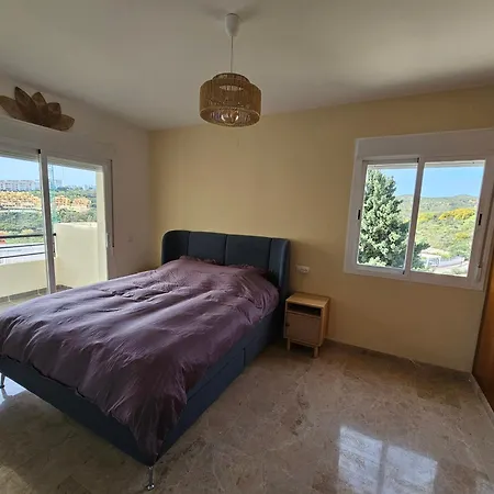 Casa Micangelo - Seaview, 5 Mins Walk To *