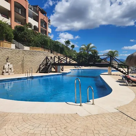 Casa Micangelo - Seaview, 10 Mins Walk To Apartman